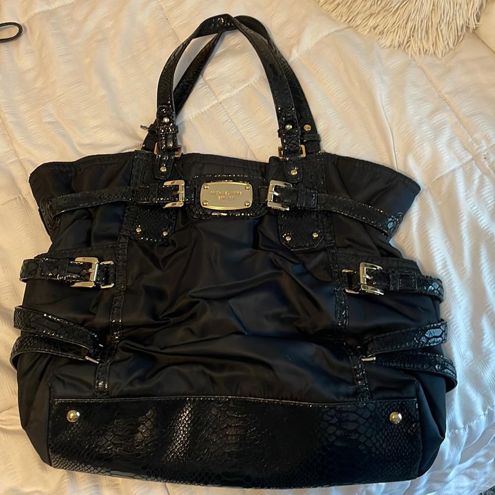Michael kors shoulder Purse